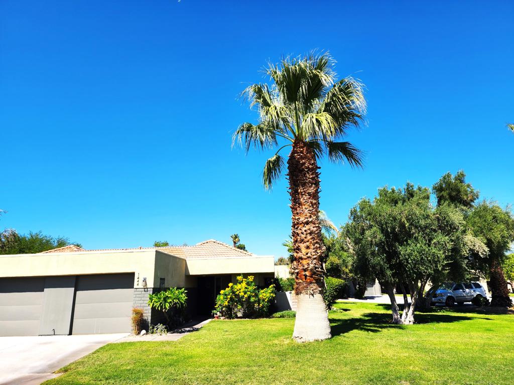 1444 Sunflower Circle N Property Photo 1