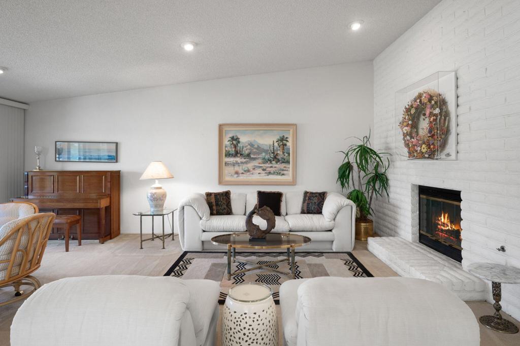 38 Conejo Circle Property Photo 9