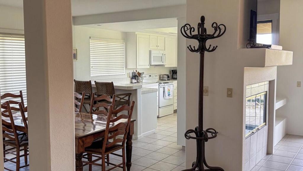 142 La Cerra Drive Property Photo 4
