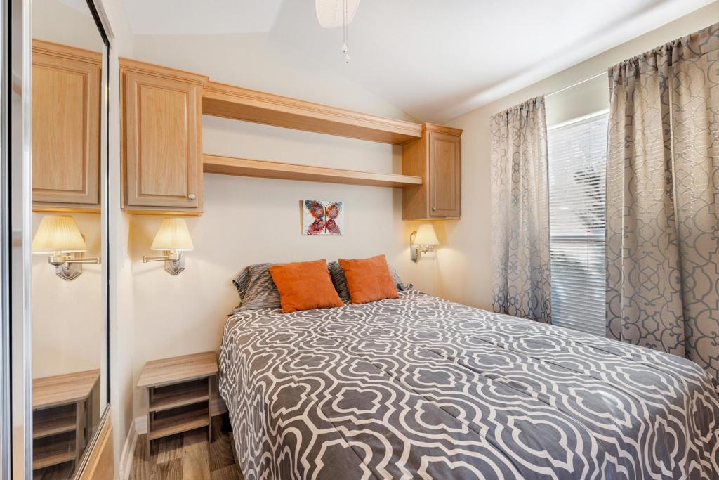 16400 Bubbling Wells Road 141 Property Photo 13