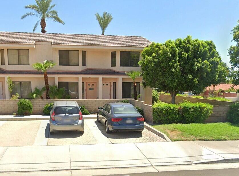 401 E Vista Chino 11 Property Photo 1