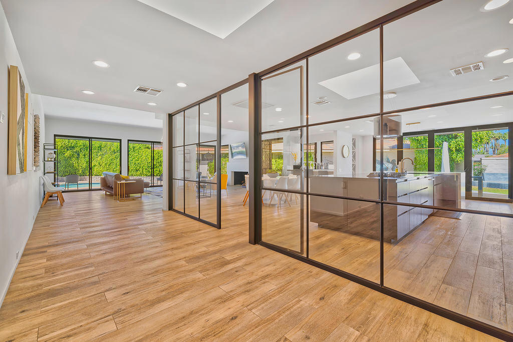 12 Sussex Court Property Photo 4