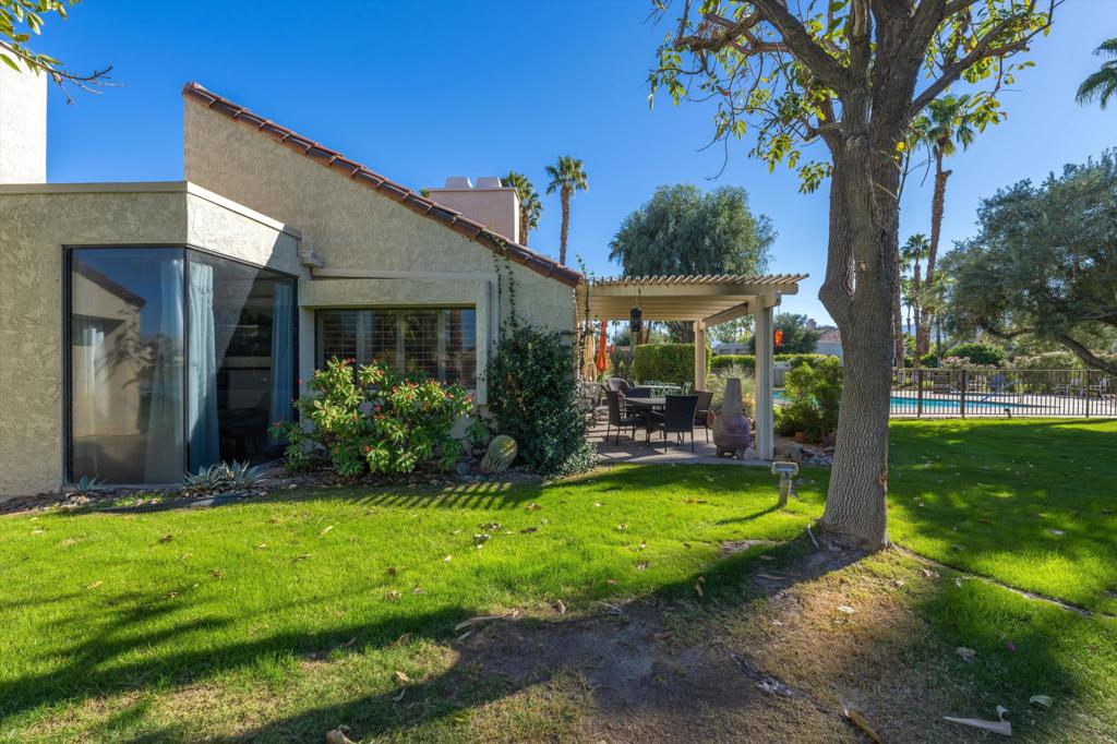 464 Sunningdale Drive Property Photo 16