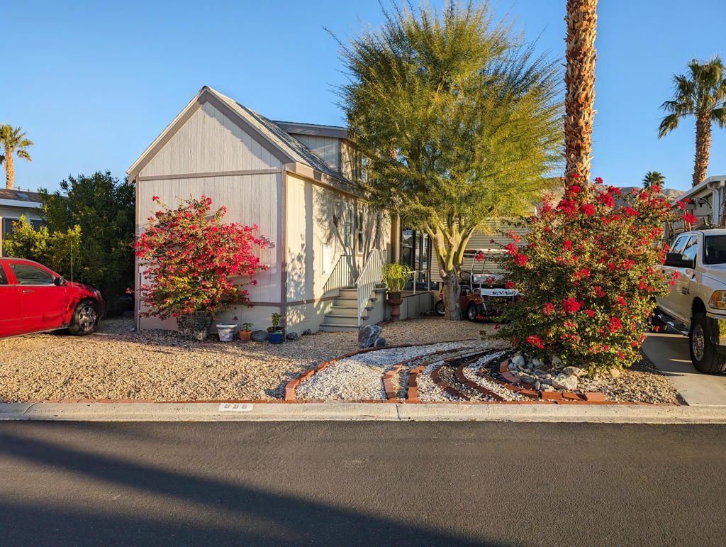 70200 Dillon Road 555 Property Photo 1