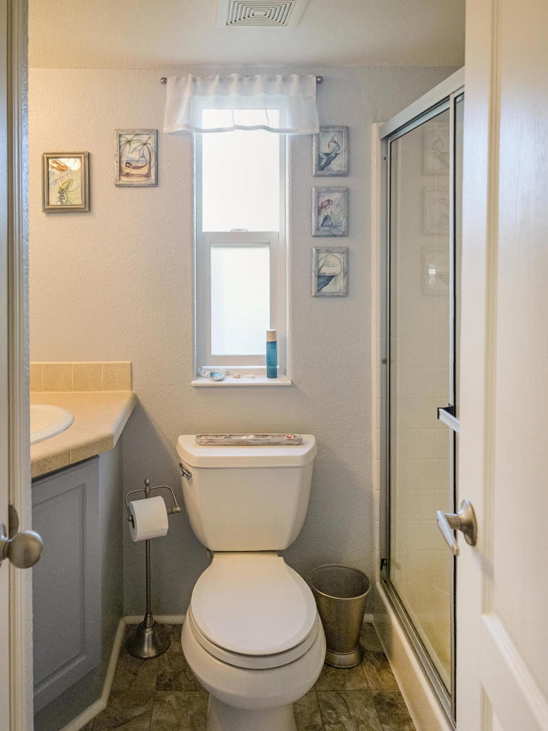 70200 Dillon Road 555 Property Photo 9