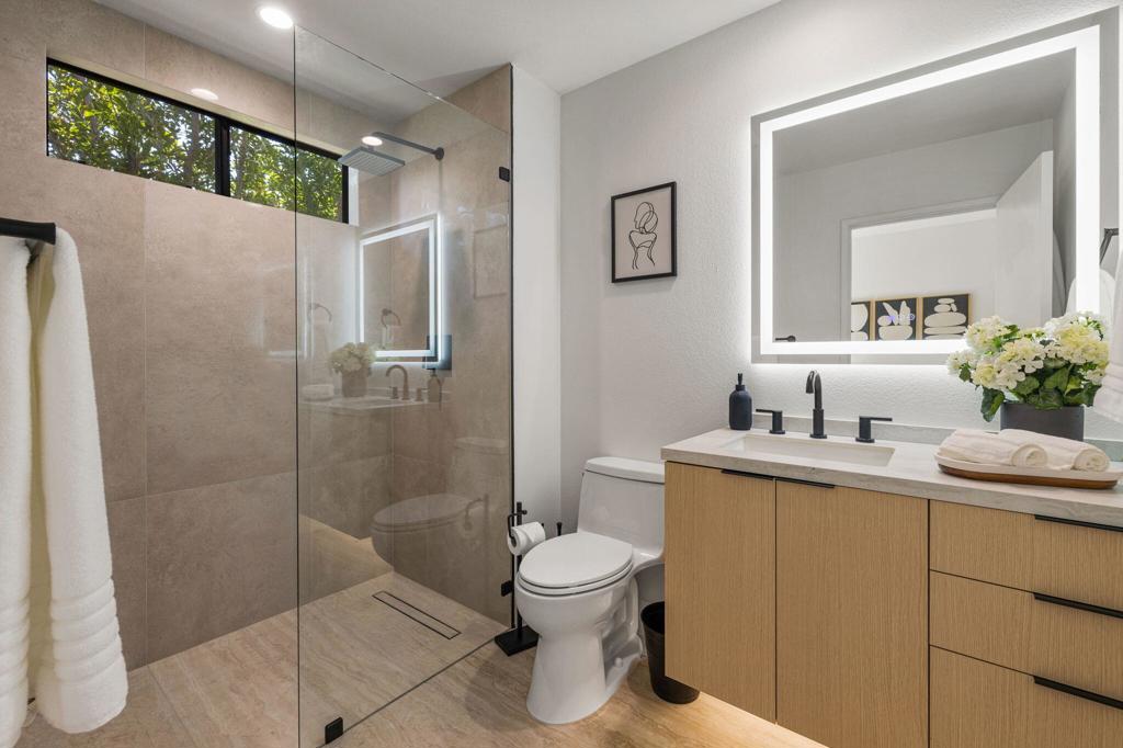 54109 Oak Hill Property Photo 16
