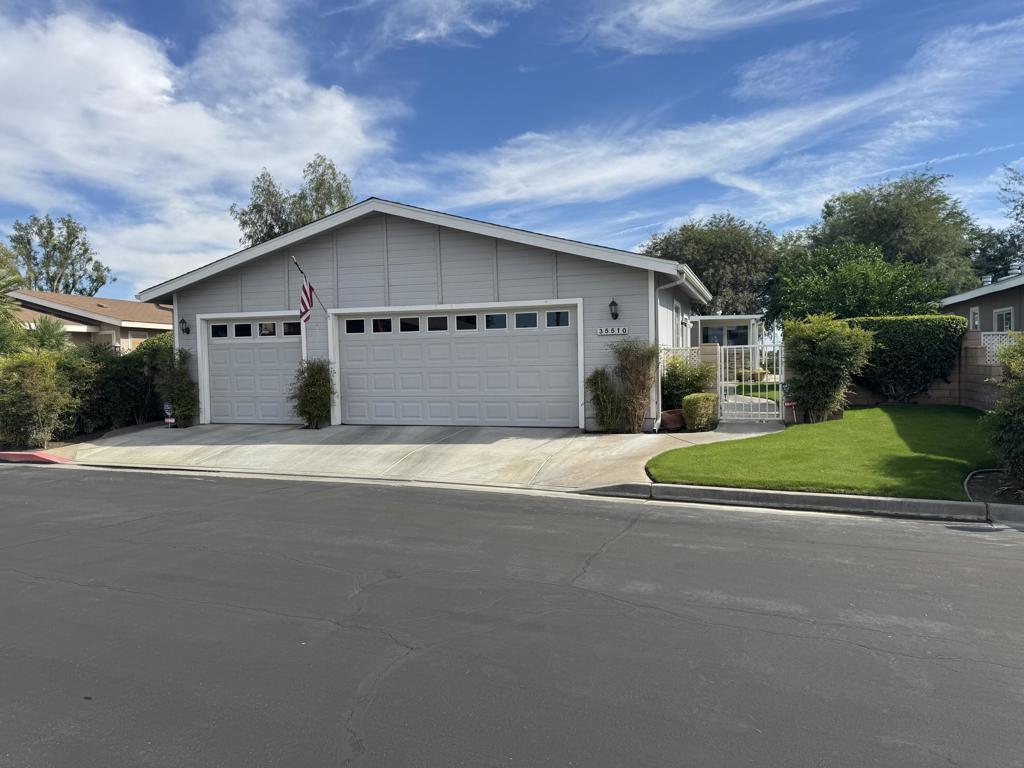 35510 Mexico Way Property Photo 1