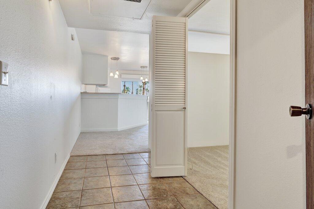 5300 E Waverly Drive 4209 Property Photo 1