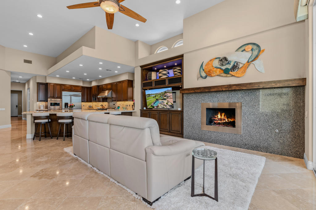 49568 Via Conquistador Property Photo 9