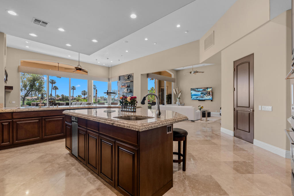 49568 Via Conquistador Property Photo 15