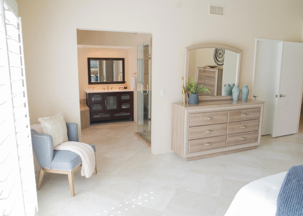 529 Desert Falls Drive N Property Photo 12