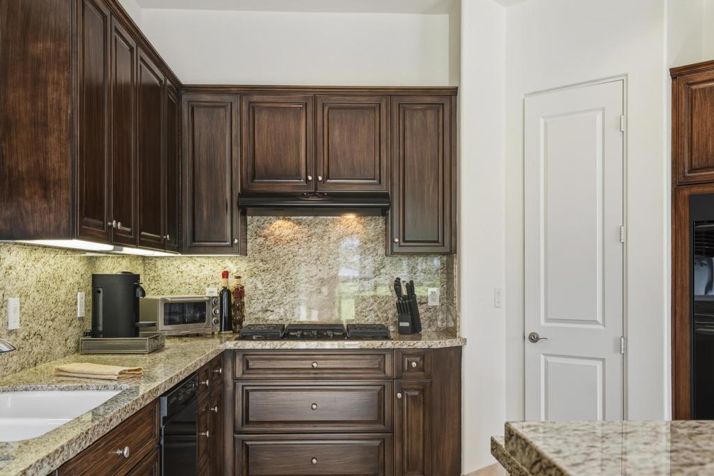 45737 Club Drive Property Photo 19