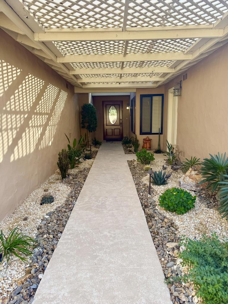 205 Las Lomas Property Photo 17
