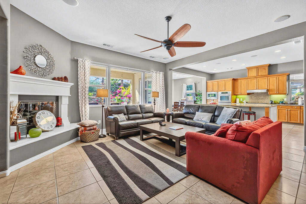 35831 Raphael Drive Property Photo 5