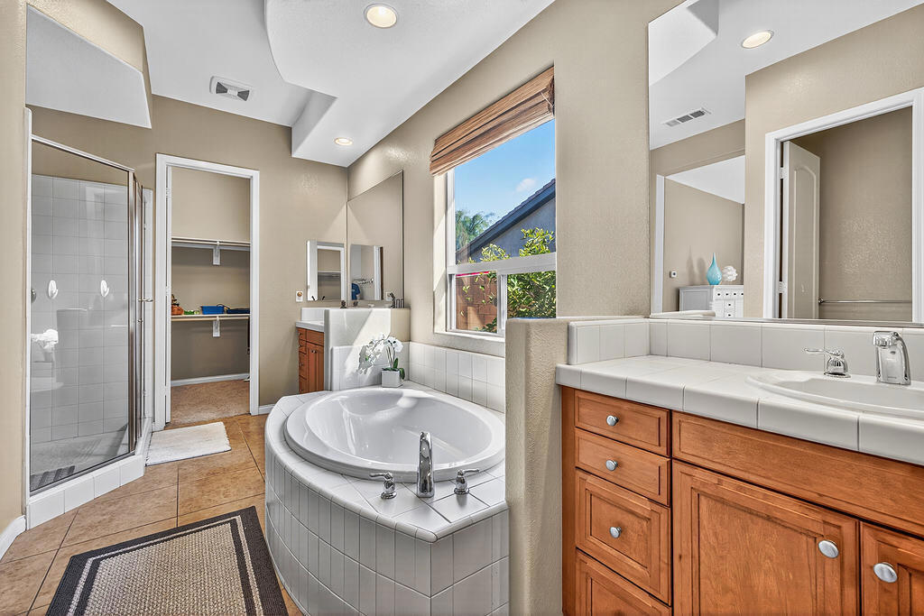 35831 Raphael Drive Property Photo 14
