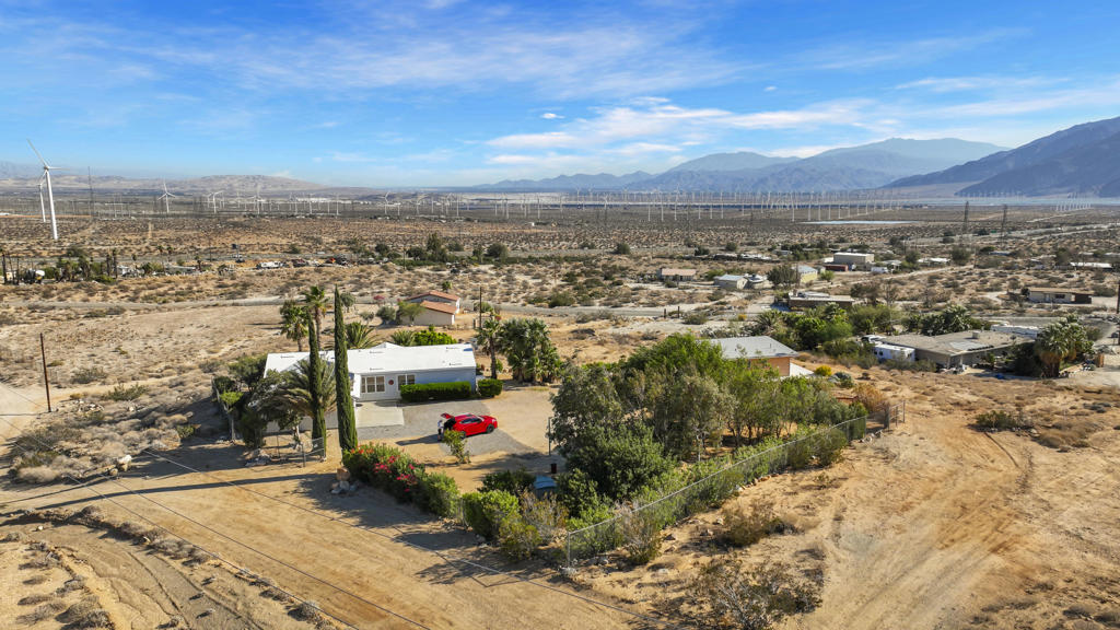 60781 Painted Hills Road Property Photo 8