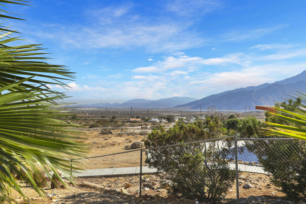 60781 Painted Hills Road Property Photo 23
