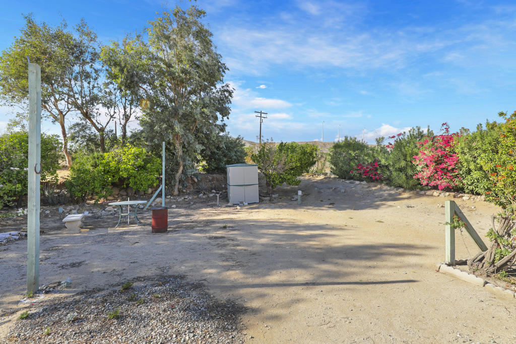 60781 Painted Hills Road Property Photo 25