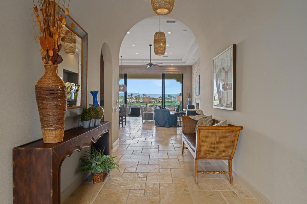 58380 Aracena Property Photo 10