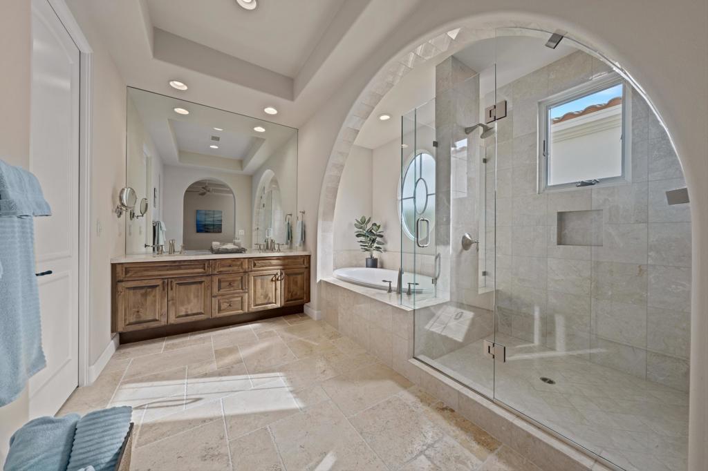 58380 Aracena Property Photo 33
