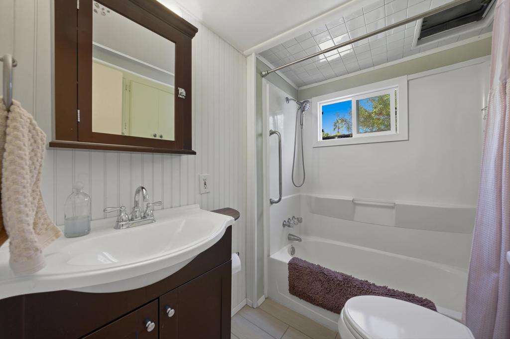 70260 Highway 111 42 Property Photo 24