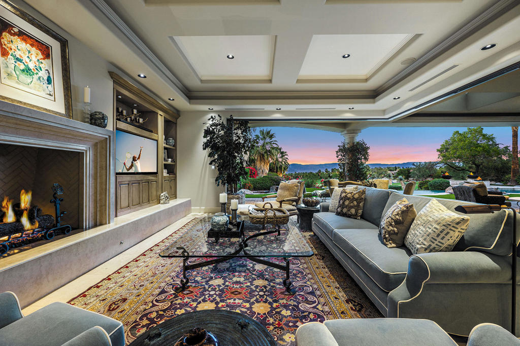 542 Mesquite Hills Property Photo 12