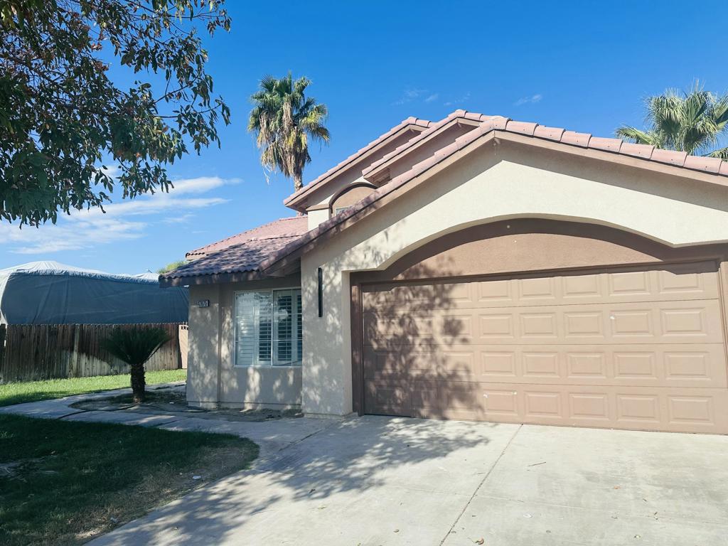 47675 Peony Place Property Photo 1