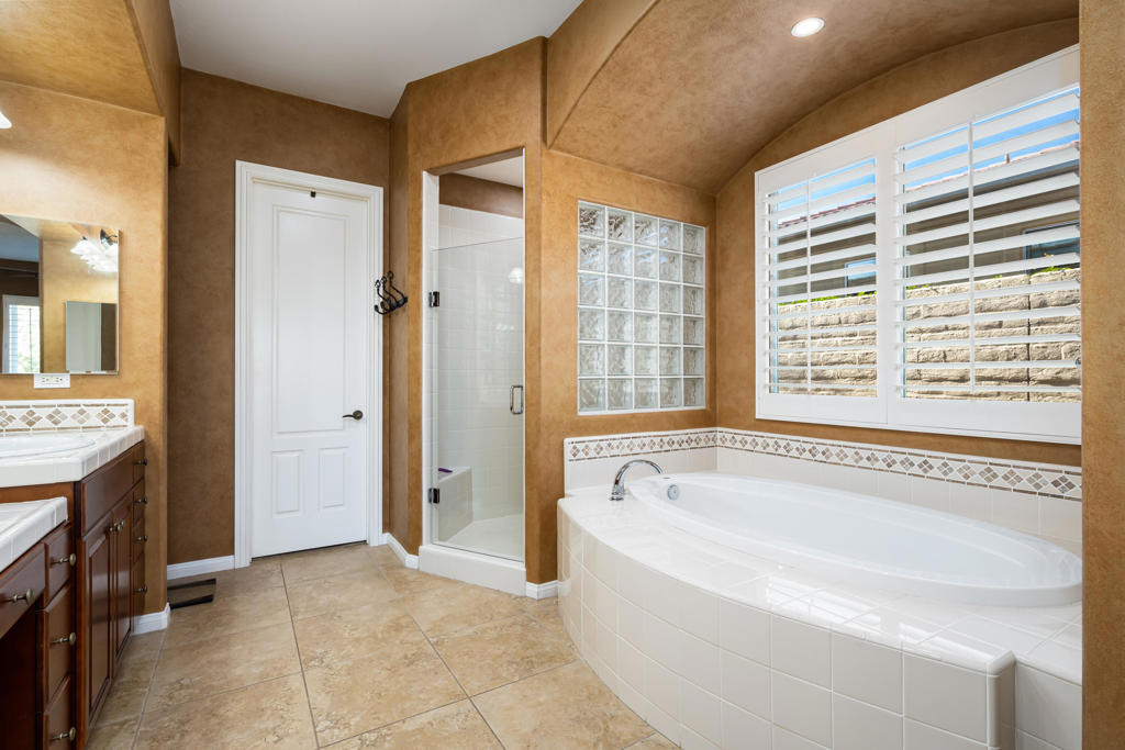 106 Batista Court Property Photo 32