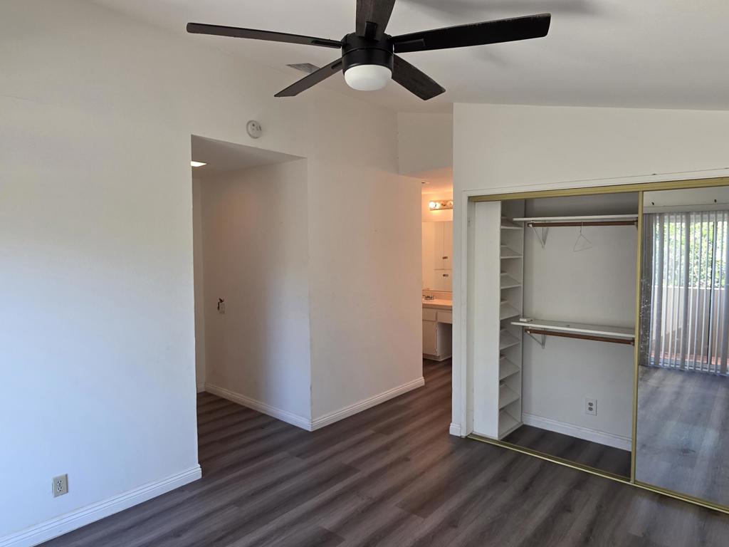464 E Calle Begonia Property Photo 17