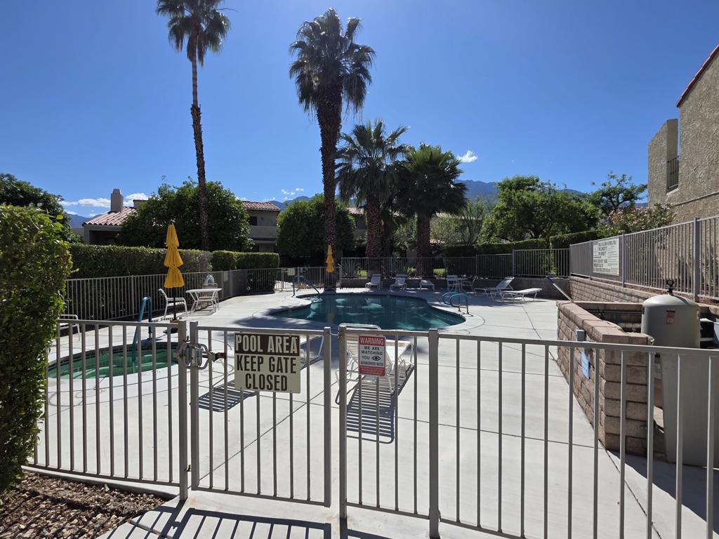 464 E Calle Begonia Property Photo 28