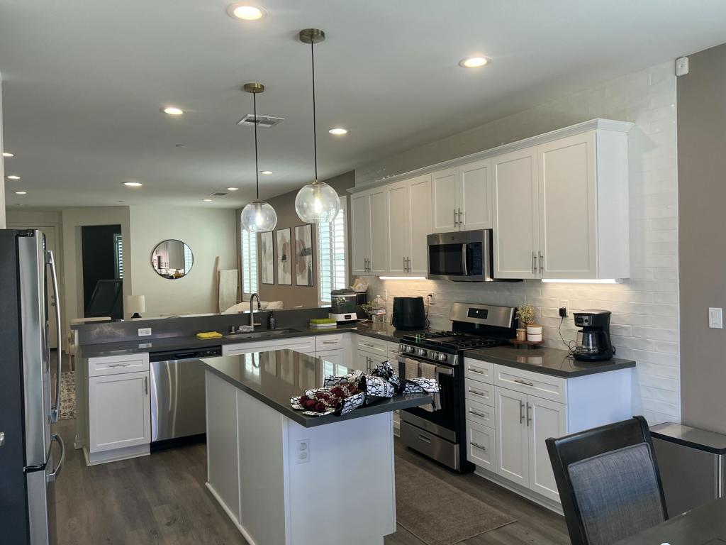 426 E Orchard Street Property Photo 12