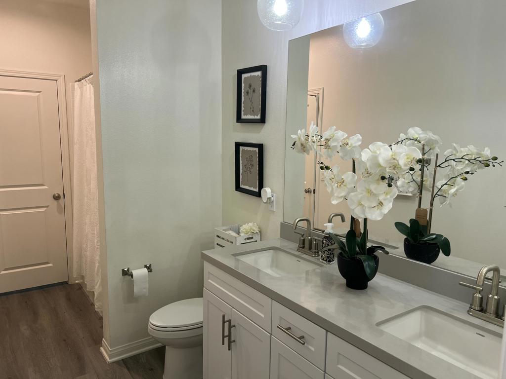 426 E Orchard Street Property Photo 14
