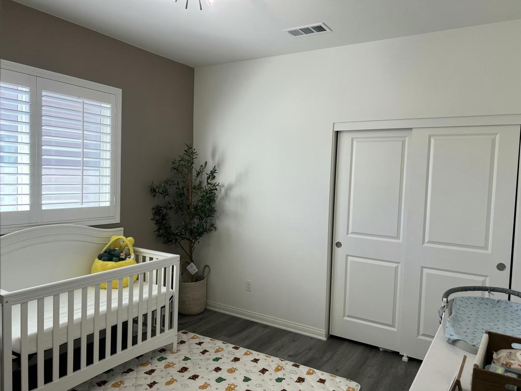 426 E Orchard Street Property Photo 15