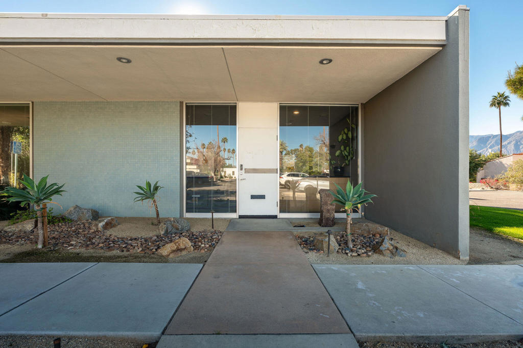 181 Civic Drive 1 Property Photo 3