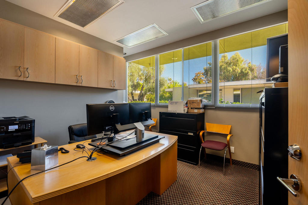 181 Civic Drive 1 Property Photo 10