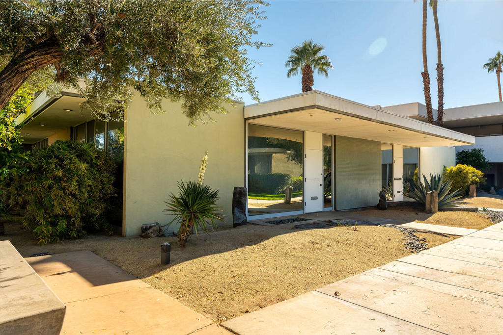 189 Civic Drive 5 Property Photo 1