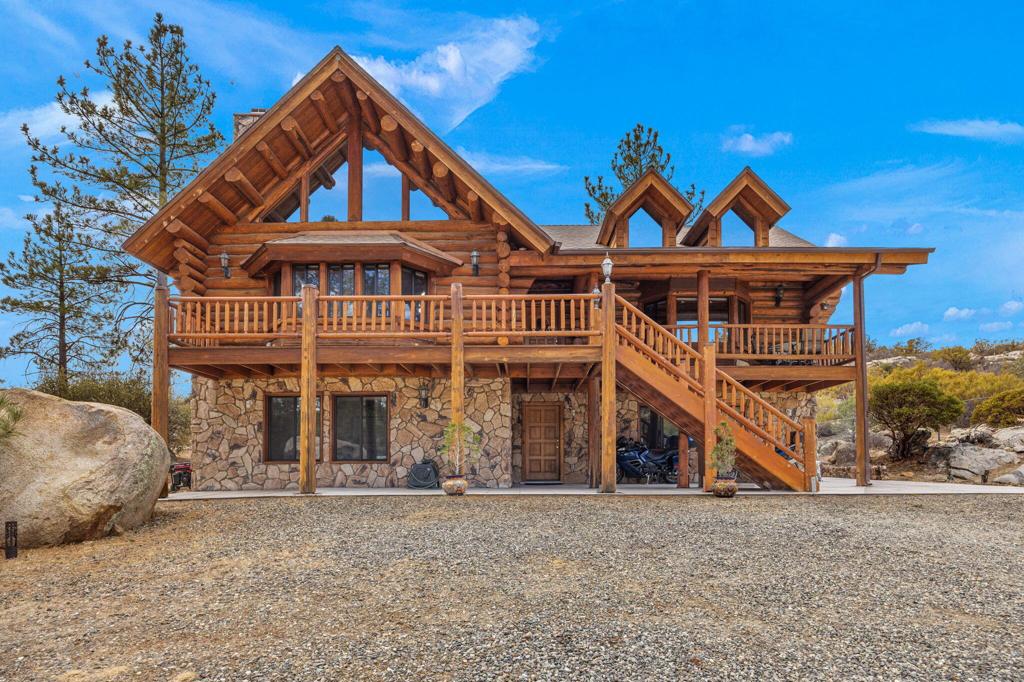 60766 Table Mountain Road Property Photo 1