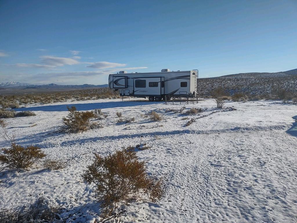 7077 Camp Rock Road Property Photo 3