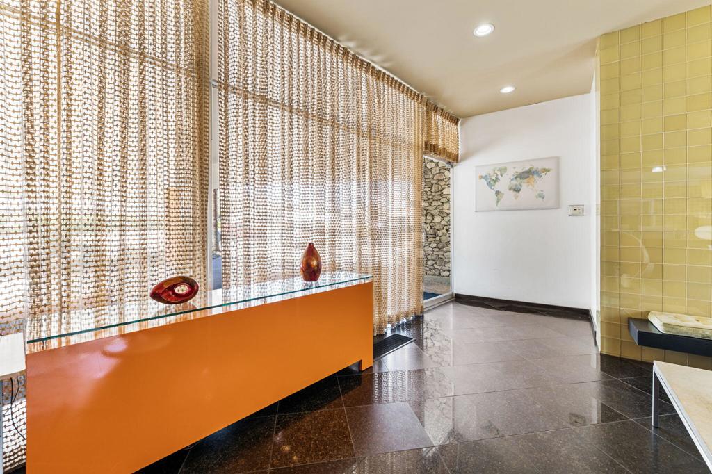 950 Indian Canyon Drive Property Photo 10