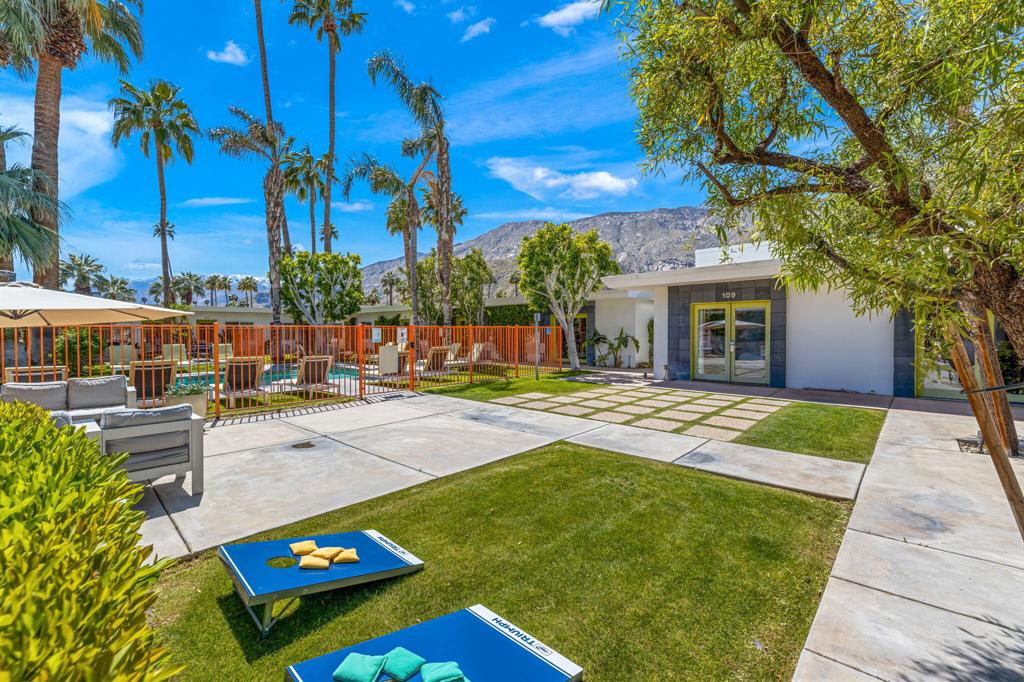 950 Indian Canyon Drive Property Photo 20