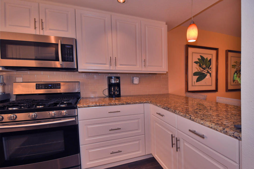2 Granada Drive Property Photo 11