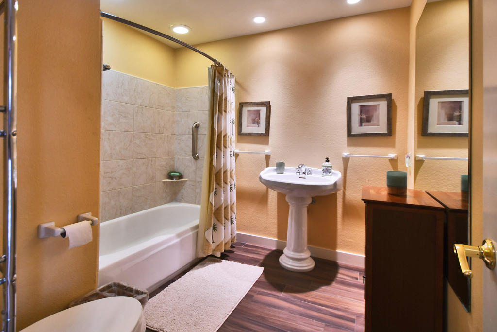 2 Granada Drive Property Photo 19