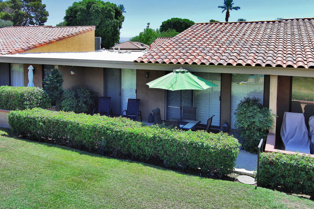 2 Granada Drive Property Photo 23