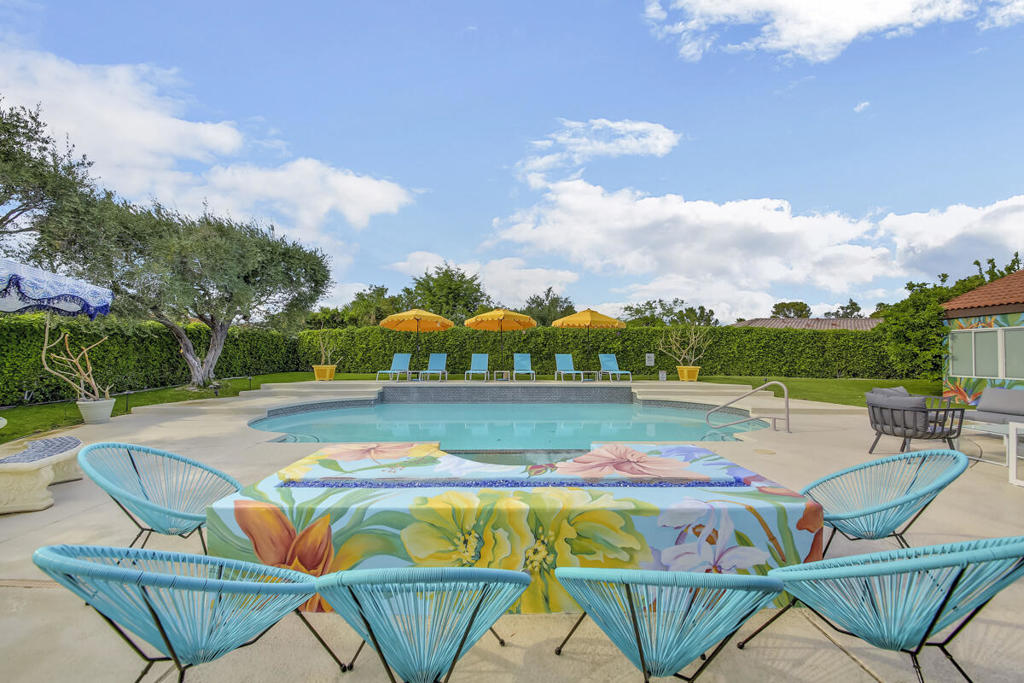 2230 Tamarisk Road Property Photo 1