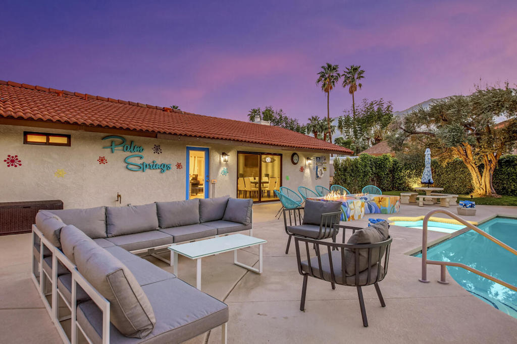 2230 Tamarisk Road Property Photo 14