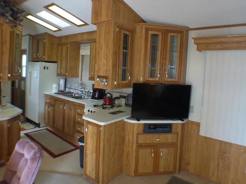 84136 Ave 44,206 206 Property Photo 21