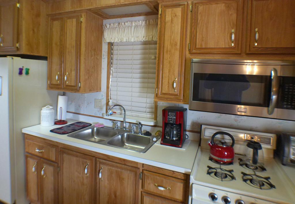 84136 Ave 44,206 206 Property Photo 26