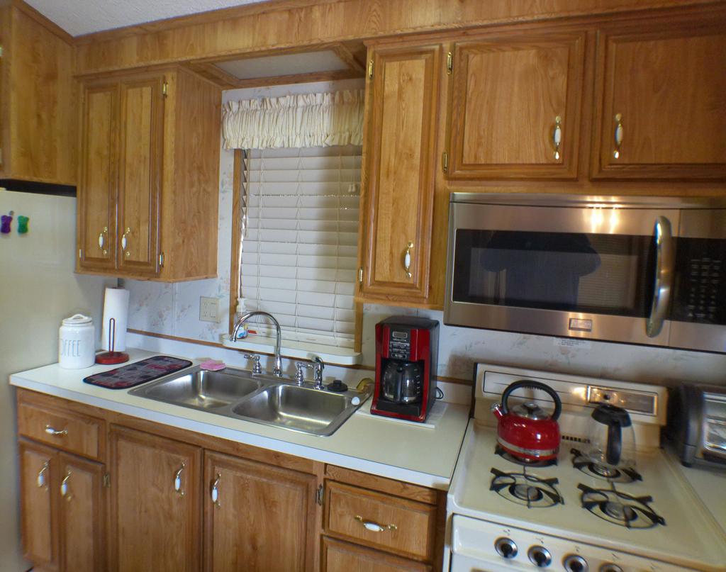 84136 Ave 44,206 206 Property Photo 27