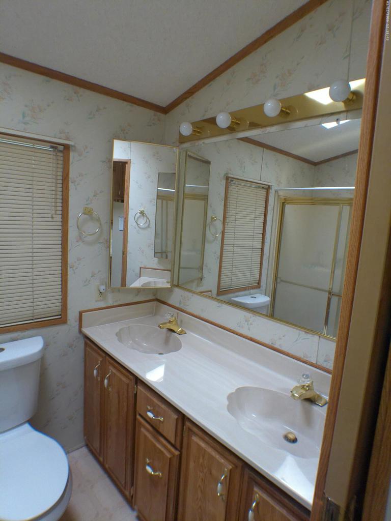84136 Ave 44,206 206 Property Photo 31