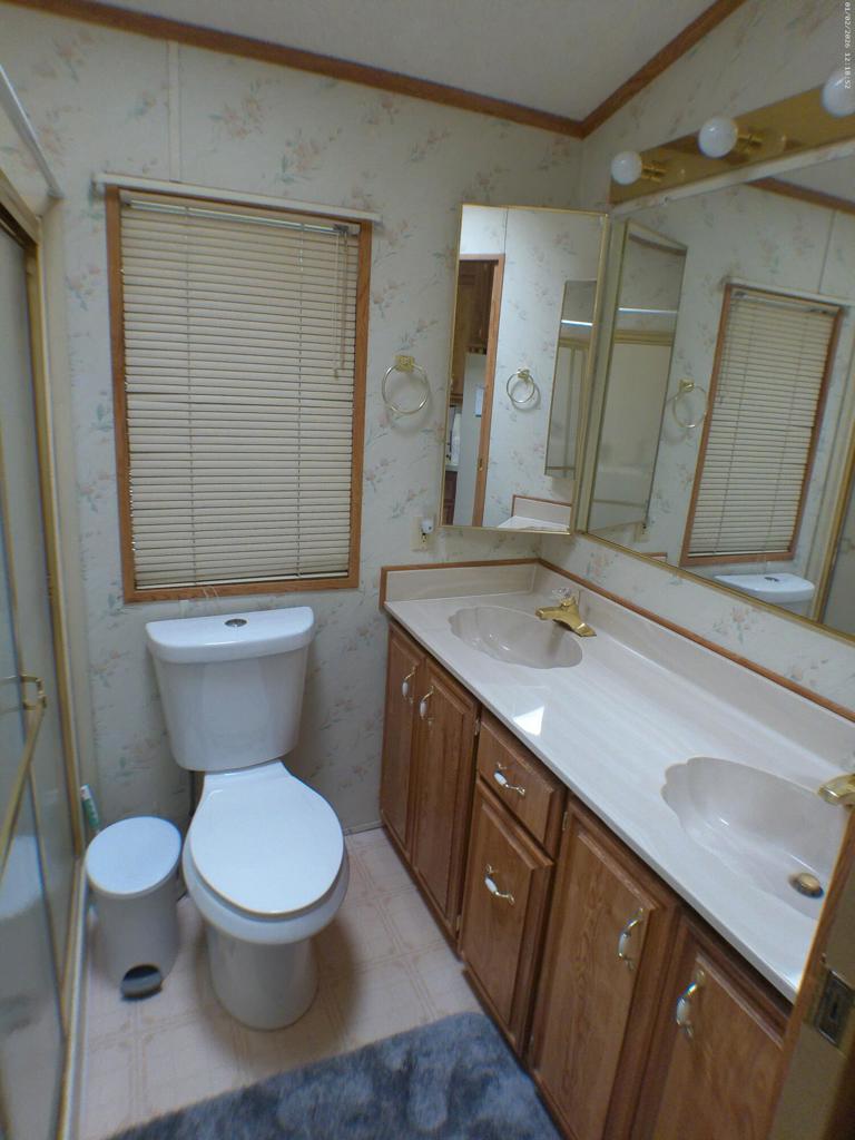 84136 Ave 44,206 206 Property Photo 32